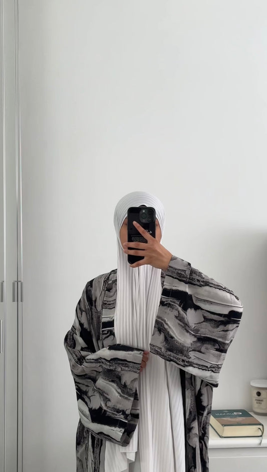 Grey/black printed Abaya